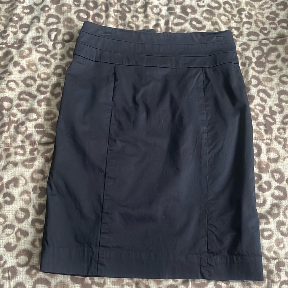 H & M black skirt
